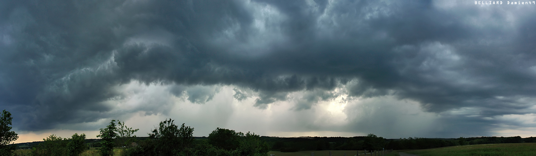 120526_18h48_ligne_orage1.jpg